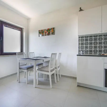 Smit By Interhome דירה נובי ווינודולסקי